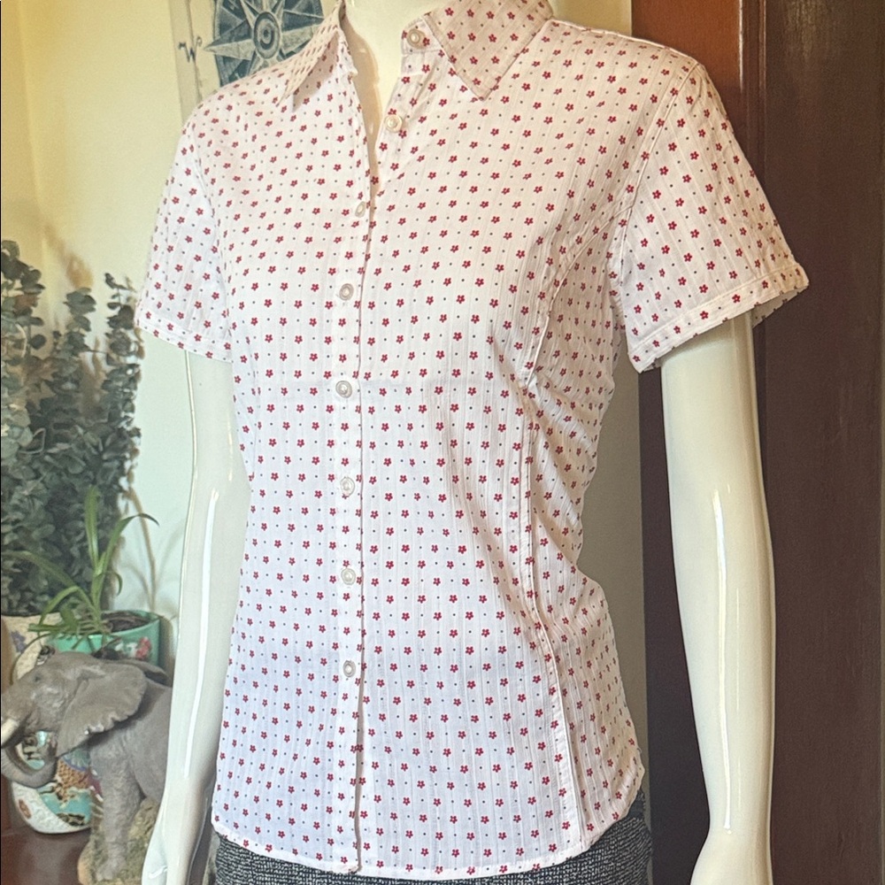 NWT northern reflections size small cotton Stylish flower Polka Dot Button-Up